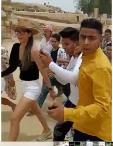 E45BDA98 10A4 4048 B9D8 346E86CFB705