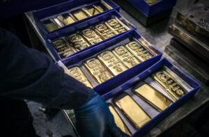 1649926154 275 52544 200707gold