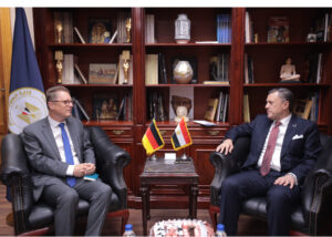 44616311 6533 4D0F B3C3 1D659B9819A4