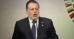 49423905 2DAD 47AC A1FC E6B8B5BB70D8