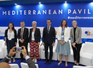 EC4536DF 0A3C 4F15 AD1C 08CEE5660891