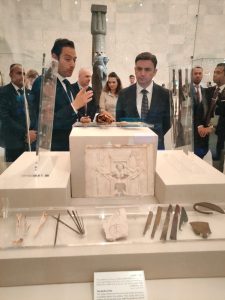 127C1EEB 6BD4 4DF5 9014 8227EACF657C