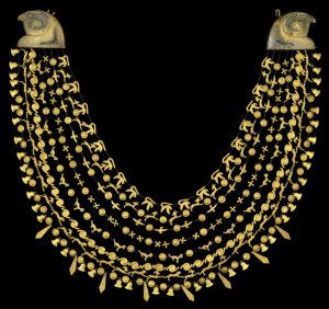 Cairo egyptian museum Broad collar of Queen Ahhotep JE4725a