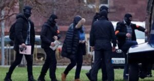 68409F74 5A43 45B3 B03B AECD09B3A6D6