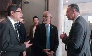 86CF00B4 7C4A 412E 916E 669BF379737A