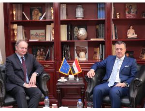 B9B2B57D BEA2 4A19 BD94 393FD783DCE2