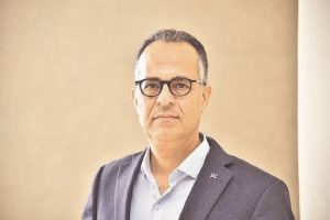 AFC5937A 750C 451F 9BA3 7FF30D81457F