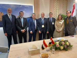 B041B27C 00BC 46A2 A918 29D9D0F4DD77