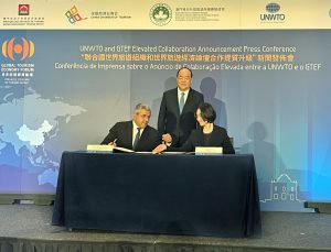 721240A9 FDA2 4CF6 90BC 6A981044B15D