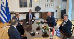 CBF1EAF8 E804 4B6F 8B15 599340AE7FD1