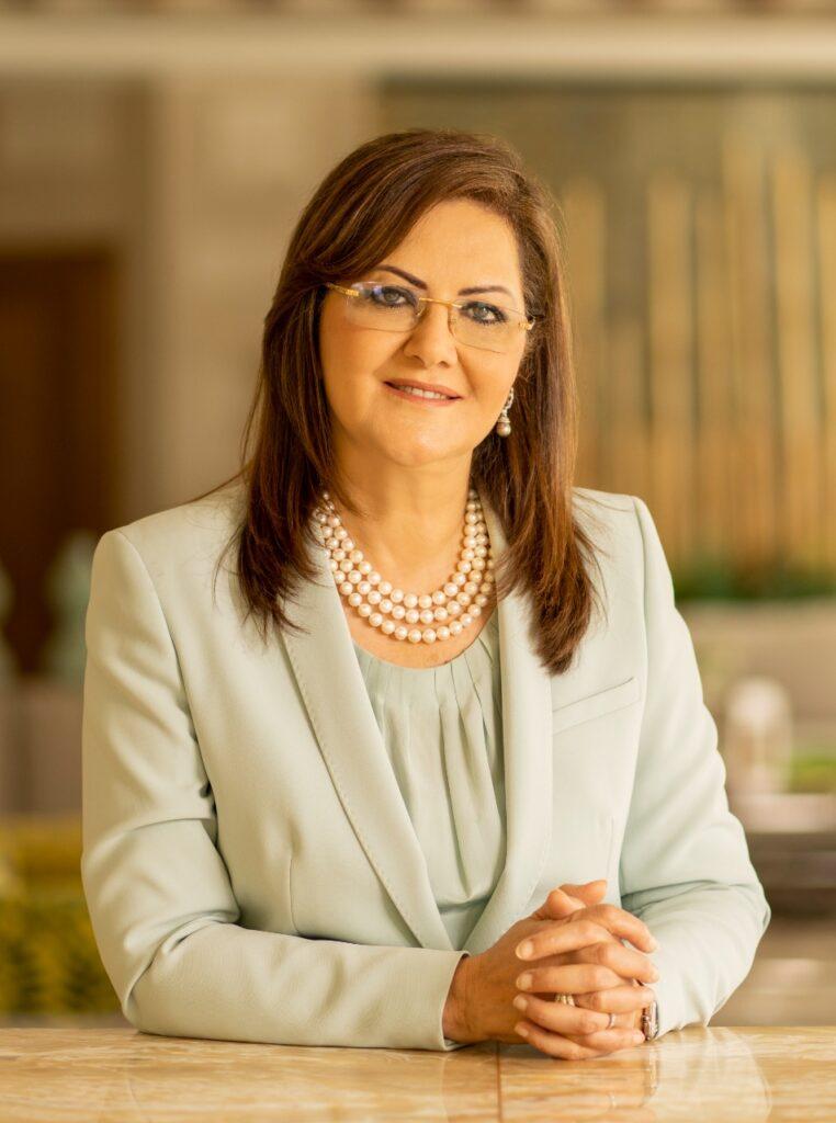 وزيرة التخطيط هالة السعيد 2 762x1024