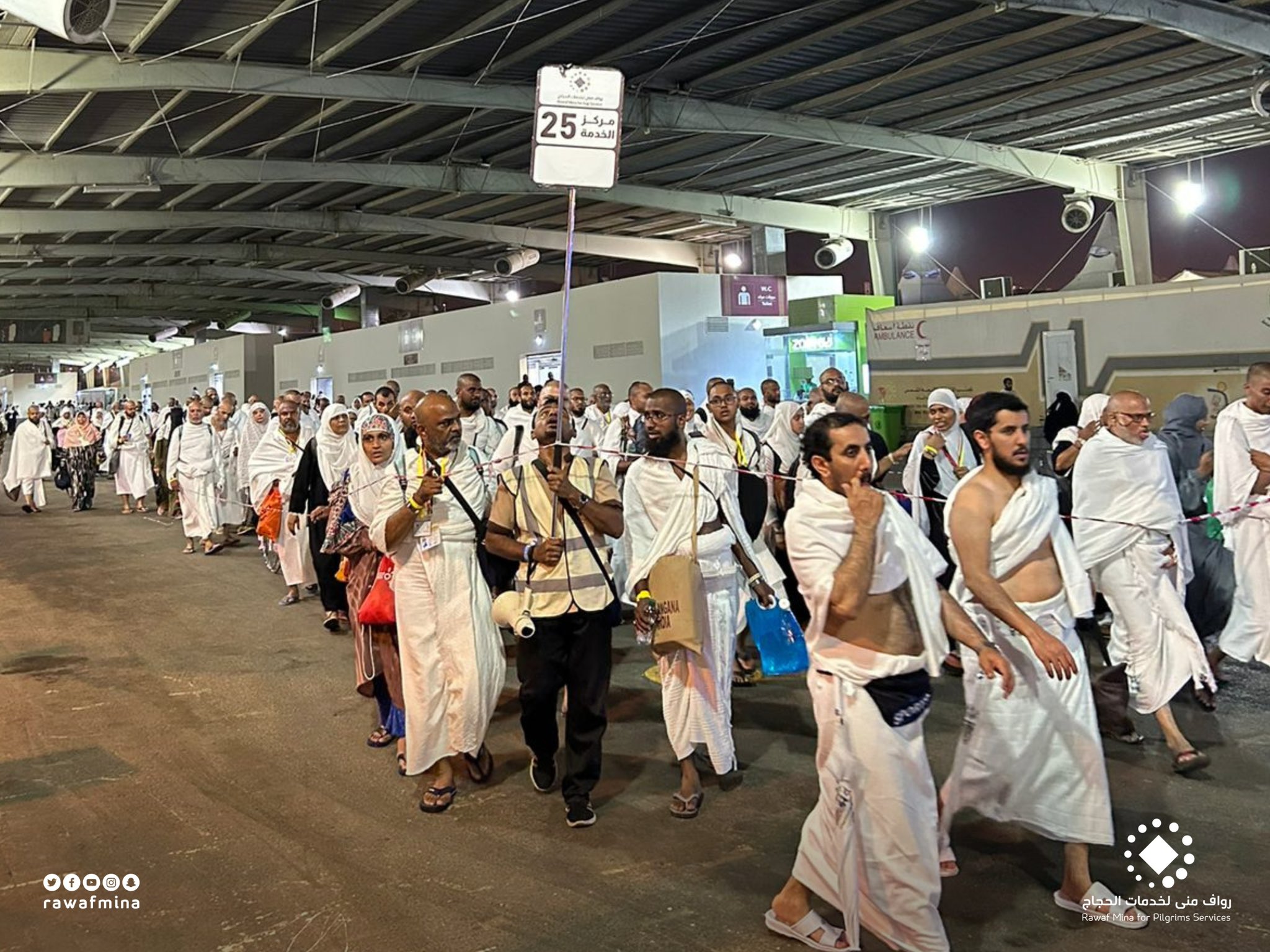 E231552C CE63 469F 8A61 FEAFA3C2ECEB