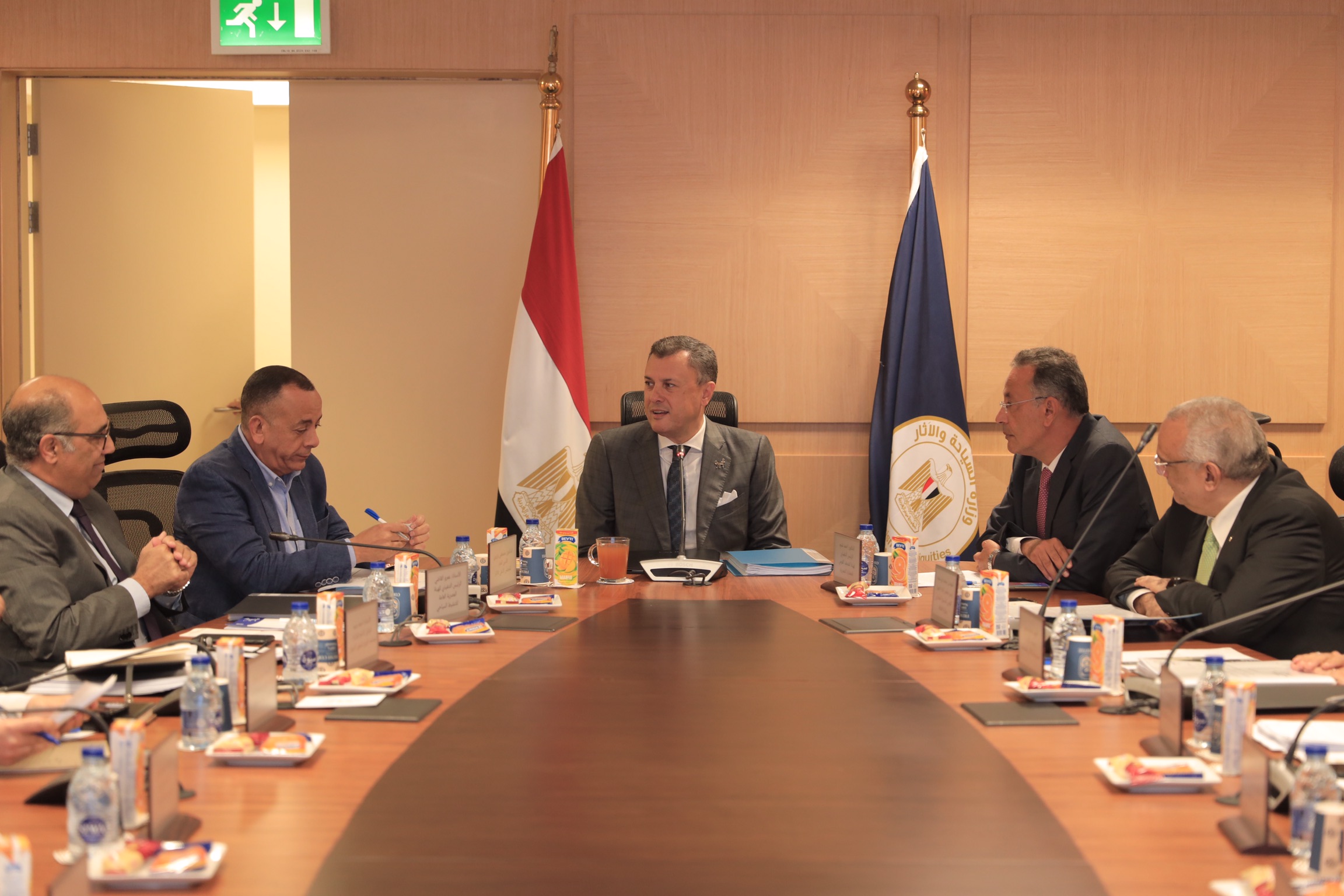 06E75ADA DEB0 47CD 9120 221F94EBBABE