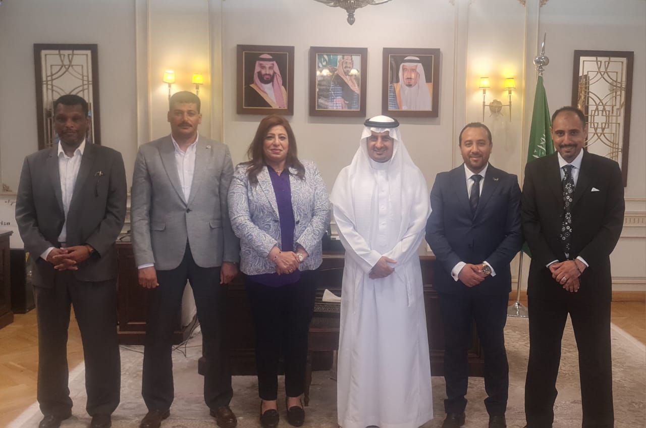 9D04C437 1B14 4EE0 9C05 12FED83CAF43