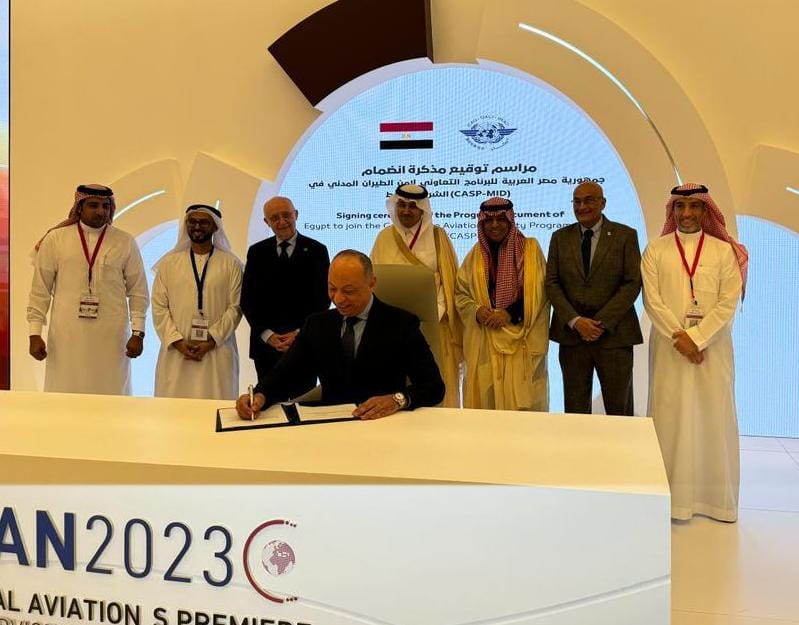 30832160 4AC2 43A4 A958 BBFBA4947101