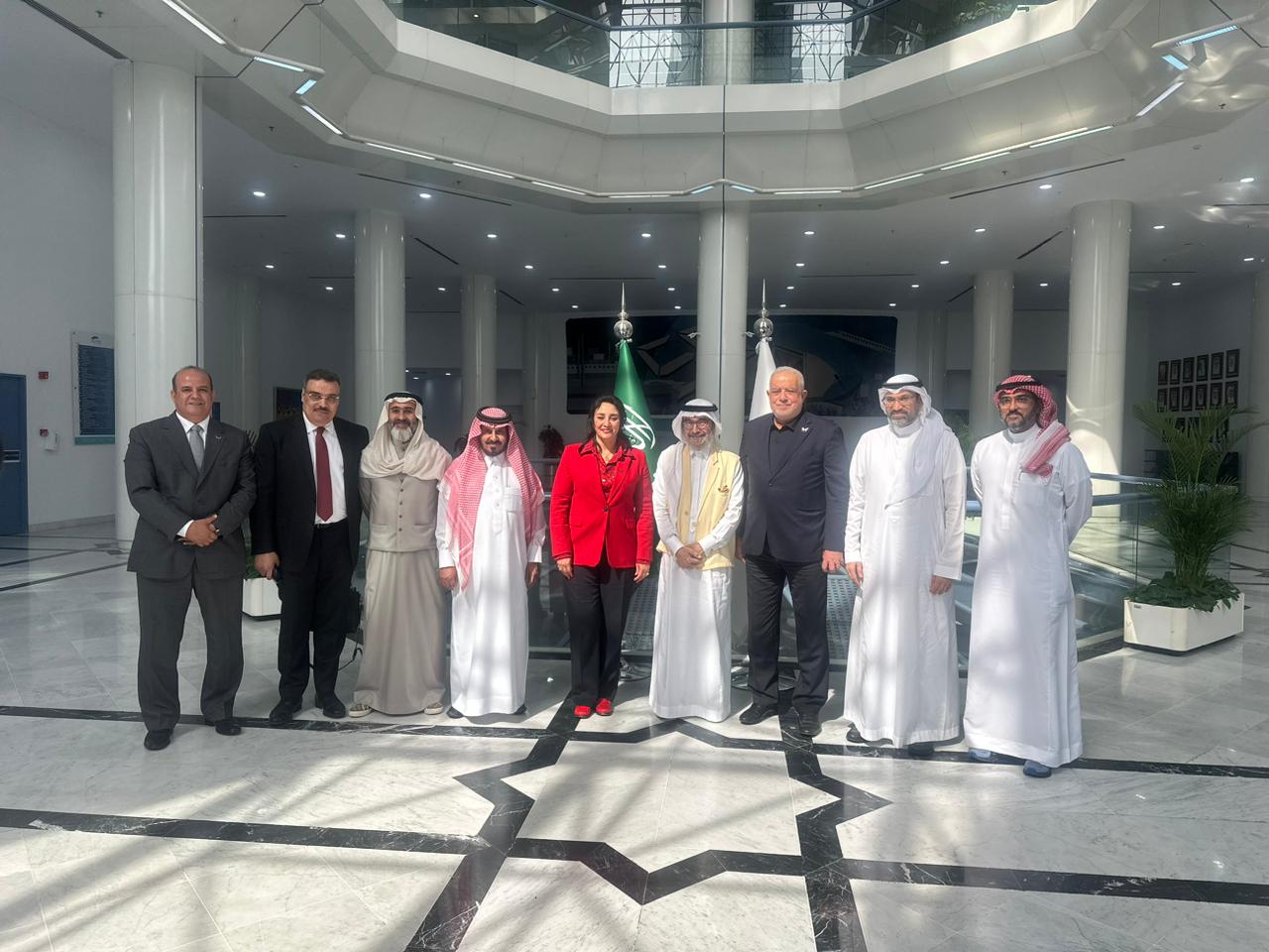 9CAD0FFF CA9A 4E99 B6B5 99807480151E