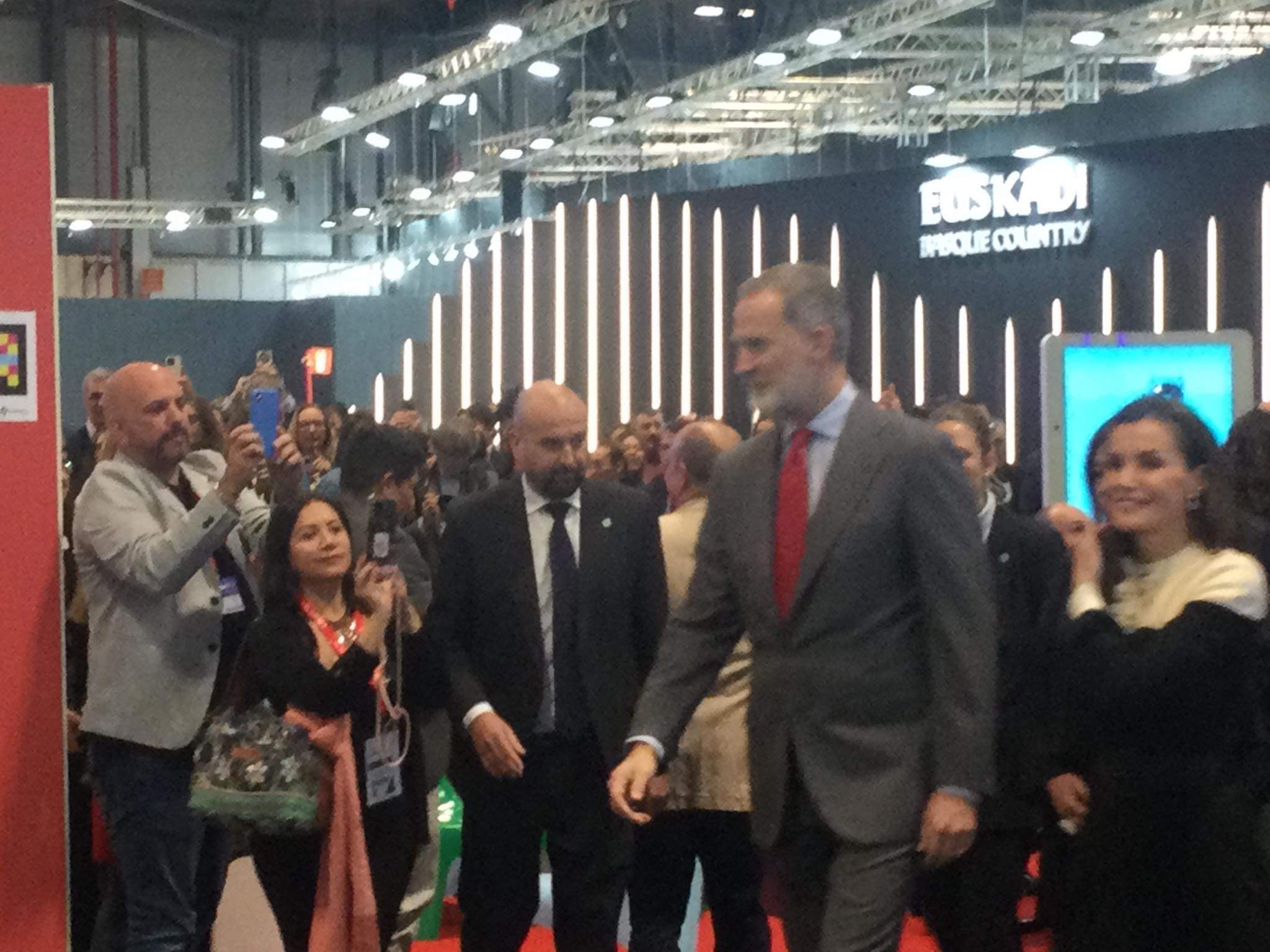 C98271A1 1236 450E AC9E F8B44E5E0A30