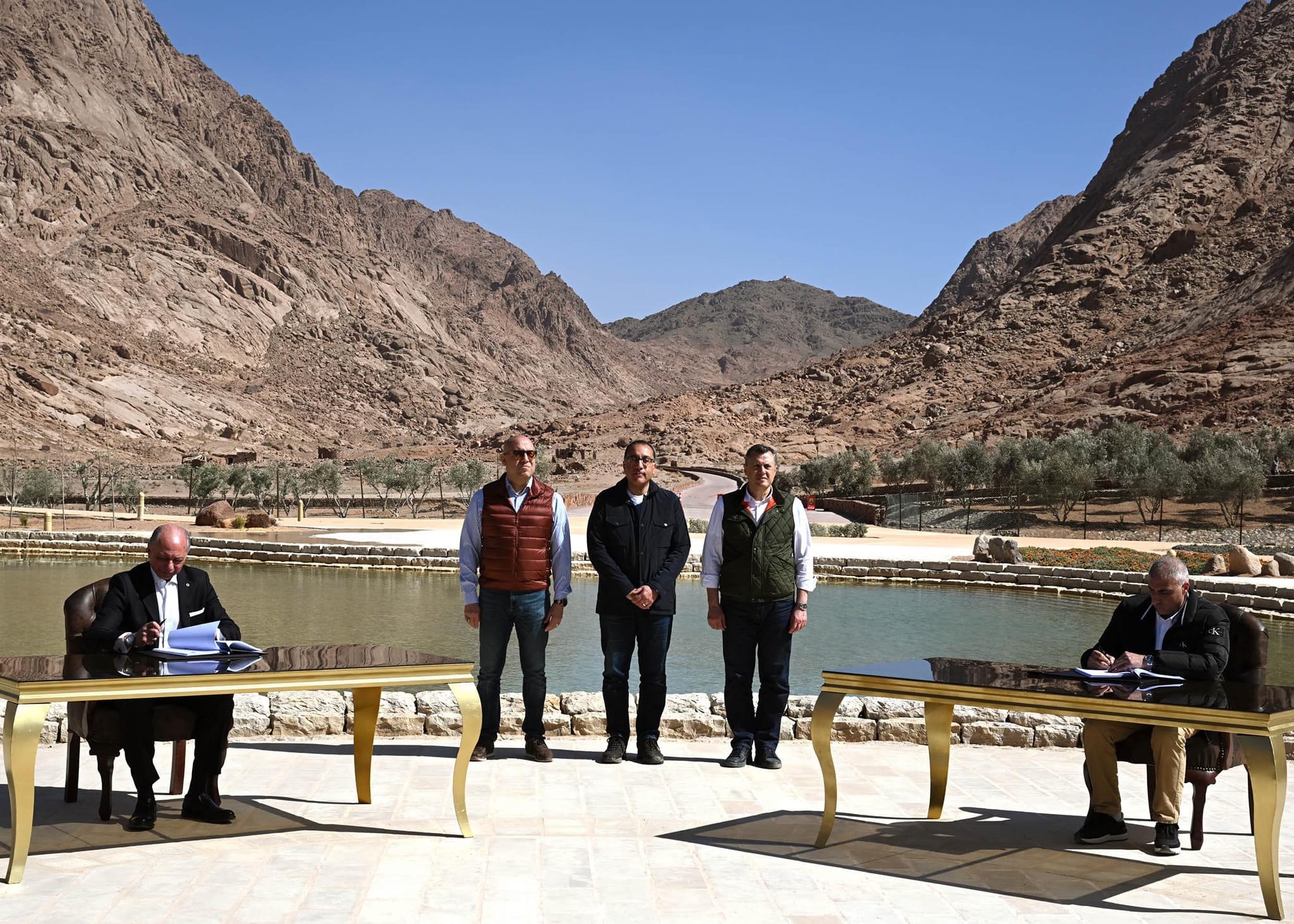 4B6EAB60 505E 4E53 BD77 26A6ACE58F7D