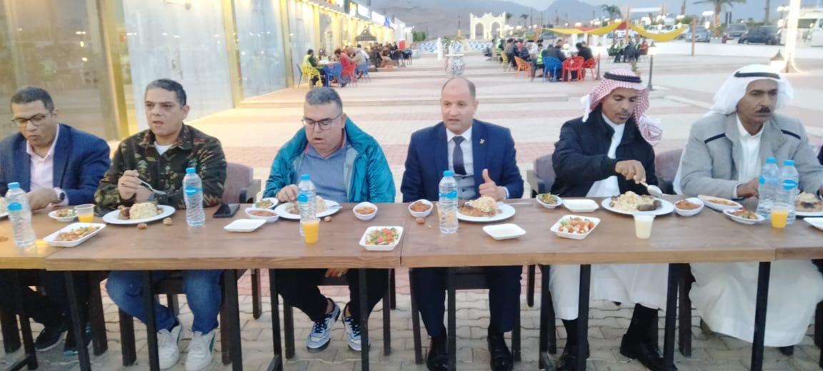 E275AFC9 D11B 4415 8F80 64A9762A0D72