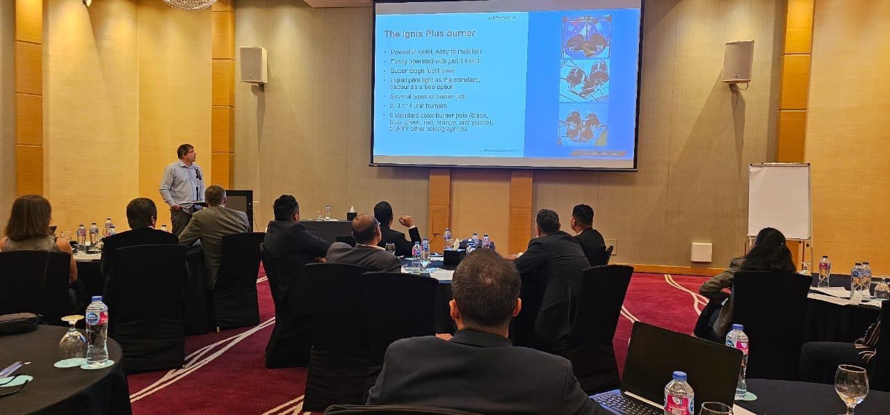 989B385F D363 490A B4D9 379D57D99860