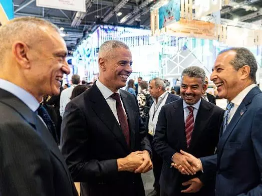 18651635 a1a9 403c 9445 66123e67b3f7