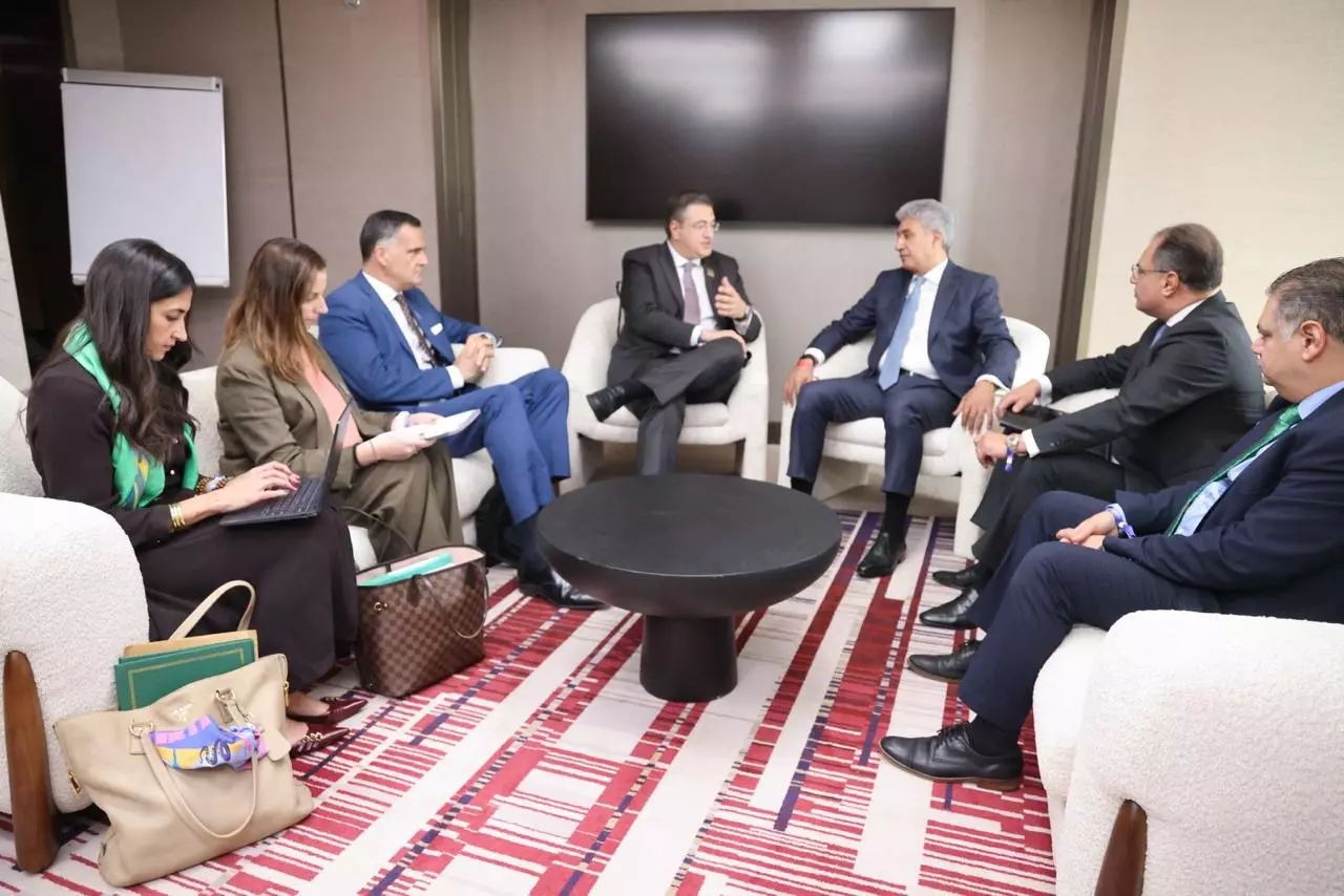 3e7e65ba 44c5 4c12 bca8 3f5e8c09d568