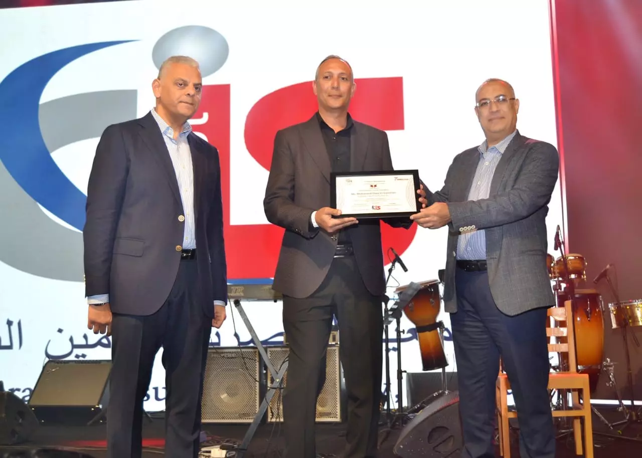 Defea7fb 5cee 4f07 84d6 012dc2dc2dd3