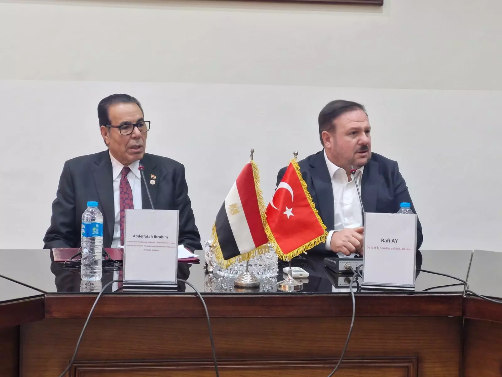 6054172f d1e4 43ca 983c 28b67ce1cafc