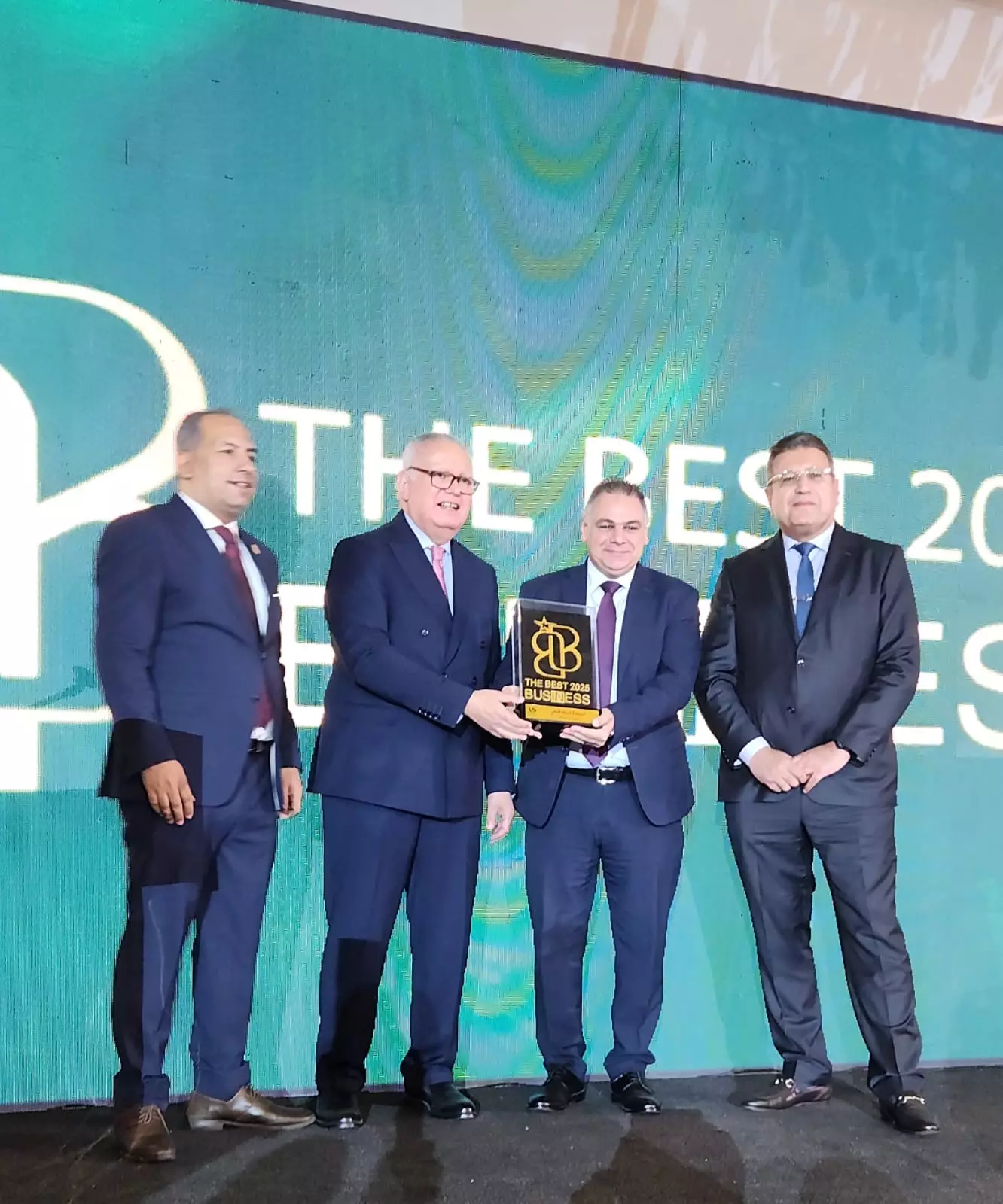 F2bff1c0 7b1c 494d af83 1aaa216062a0