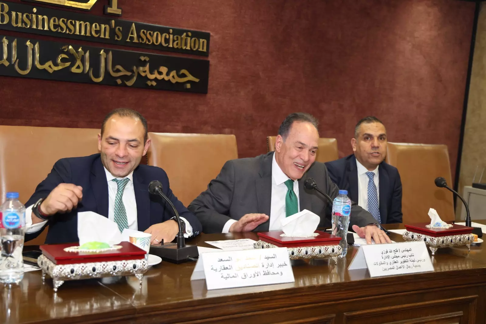 2e7de1e9 07c6 4f21 bcb8 b07255e5ffd6