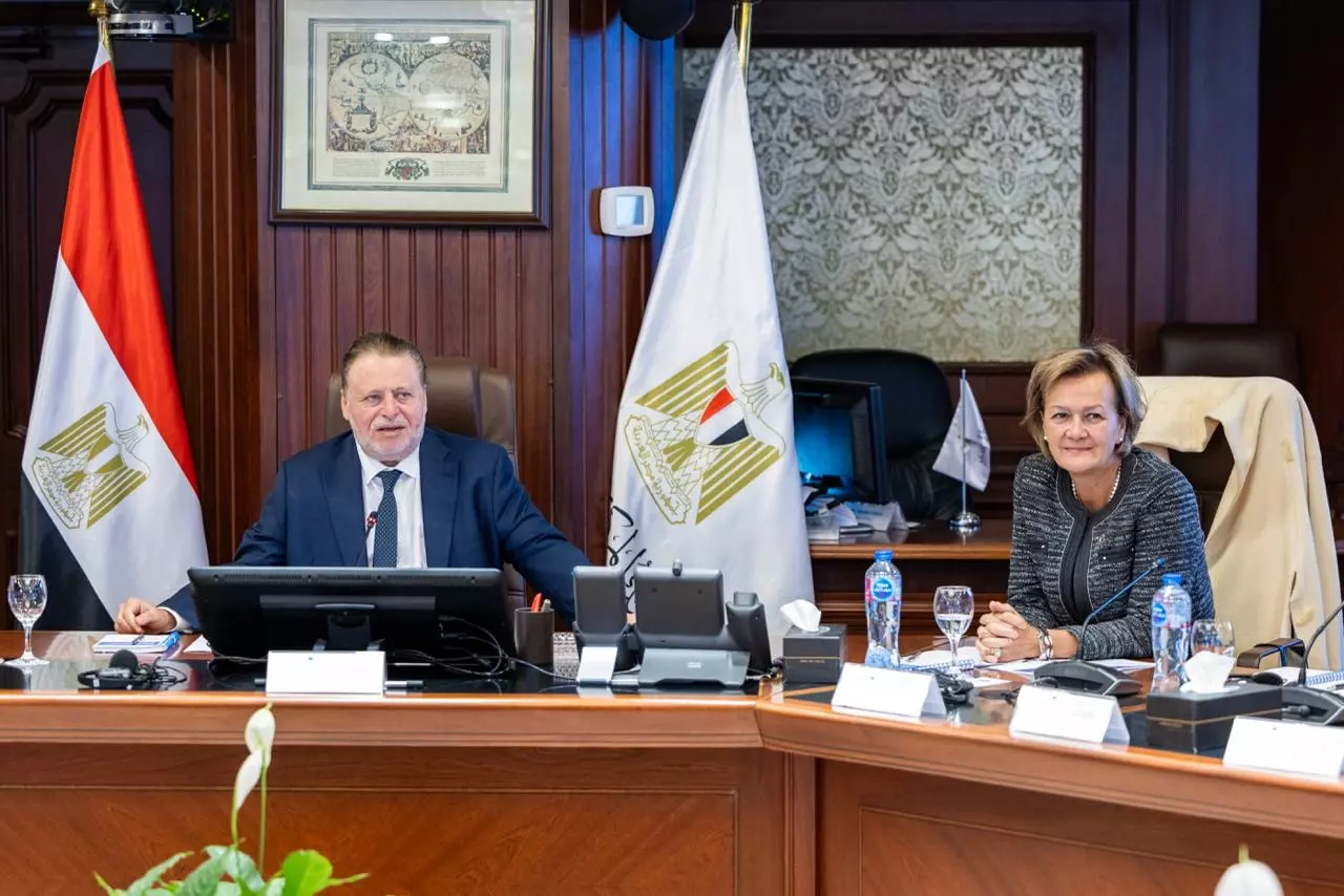 98e60773 7590 44c6 a07e 5a9152ef4d95