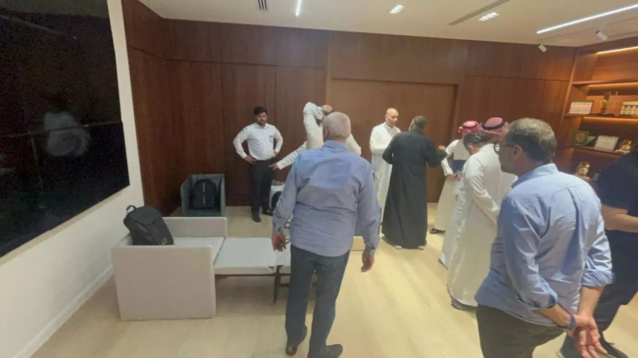 E8d07cd6 85f2 4c6a 97f4 d40d6dfeffb8