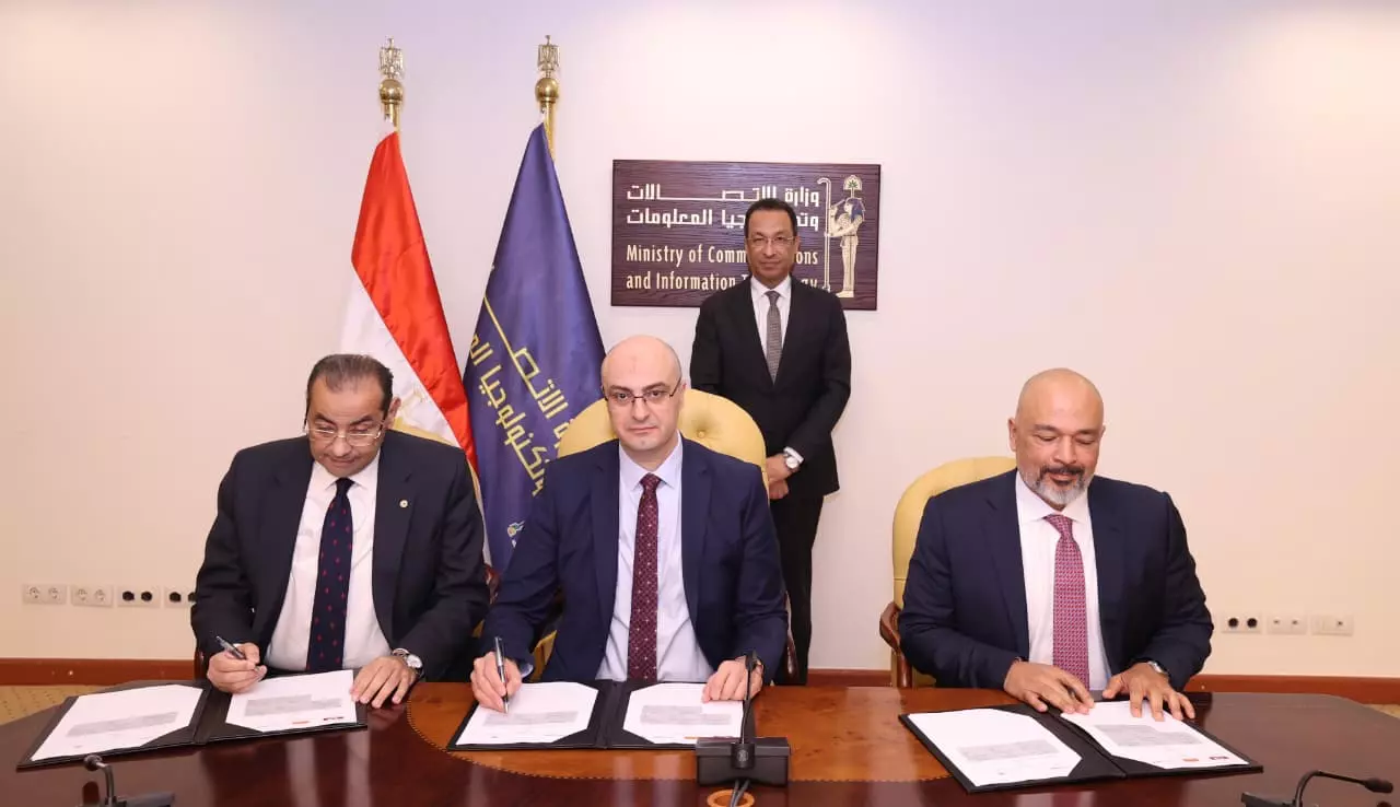 0d86c7f5 a7de 45c1 b9c7 76a7a69936e6