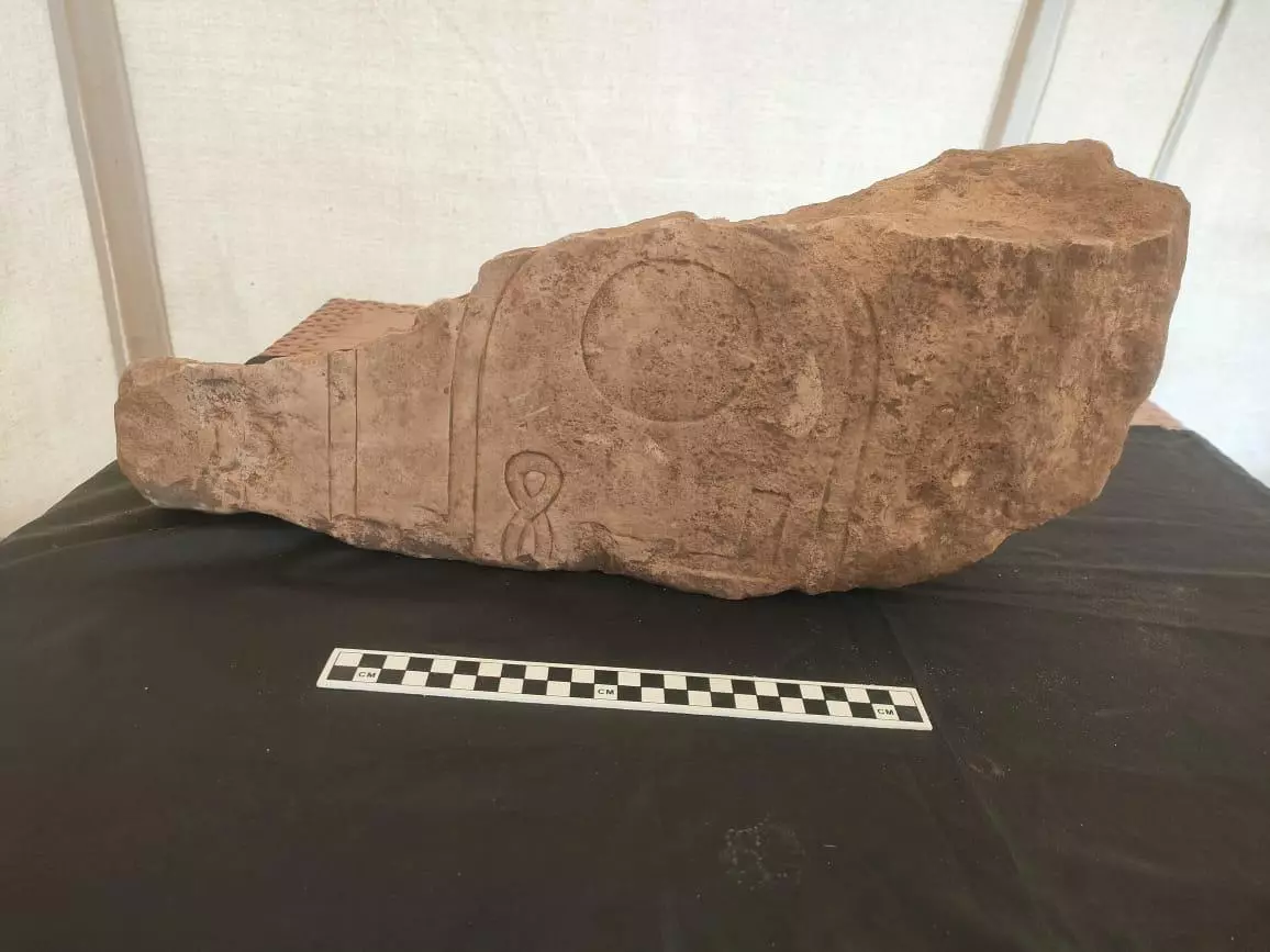 45e04eef 437f 453a 9381 10880e9b3d2b