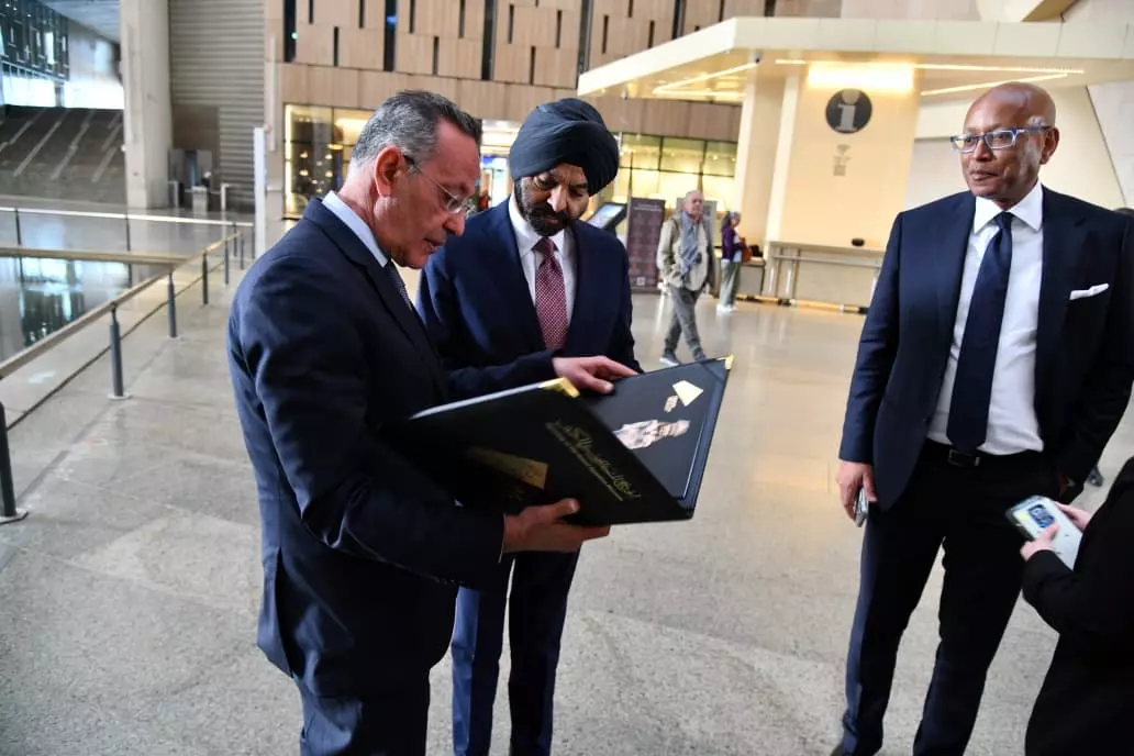 48d42562 5a66 46d0 b2cf bc3827f8ea8d