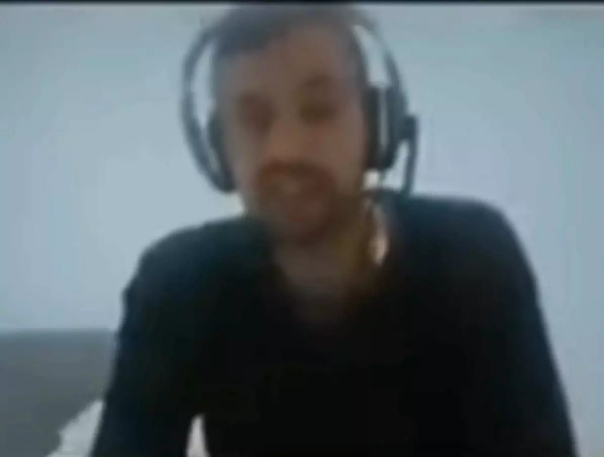 92c653a6 8158 4059 9024 aeb75541de33