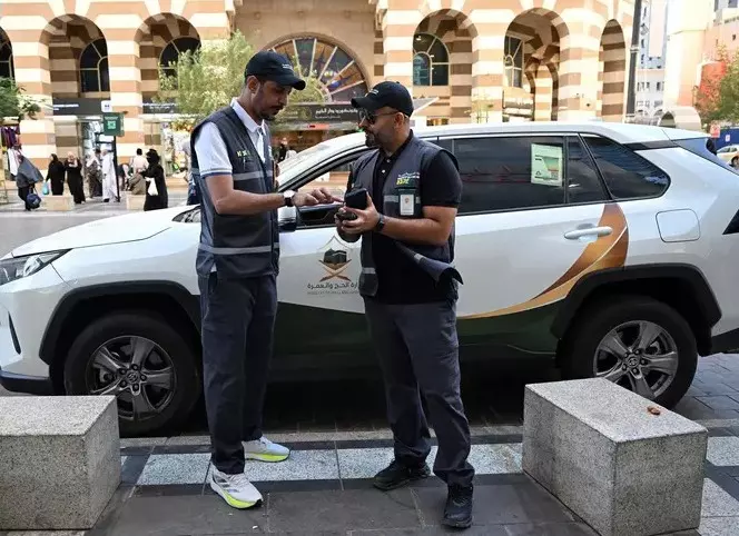 ACuMy0mgVbFj0bjFrpui5zRVWZUlivSLlcYE8ca3~2