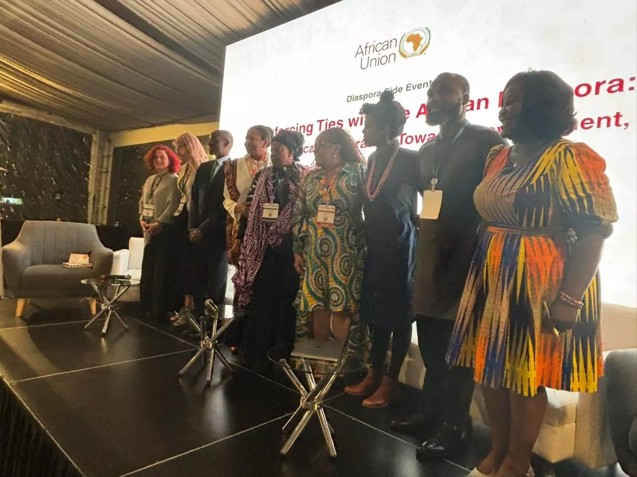 Ae12b6da e320 4169 965a 155a6bfd3f83