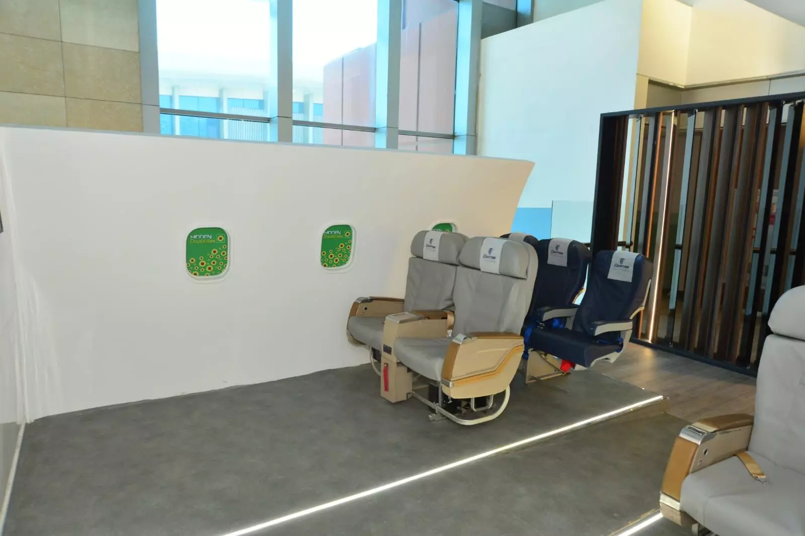 0d8786b0 d8ea 452f a353 e067280dad8e