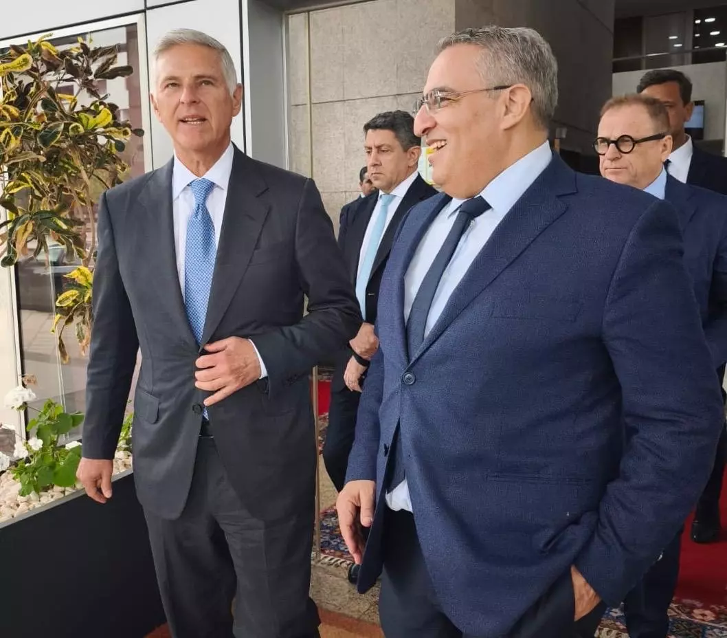 2db3c7a6 811f 4e34 8d58 11af25bc21df