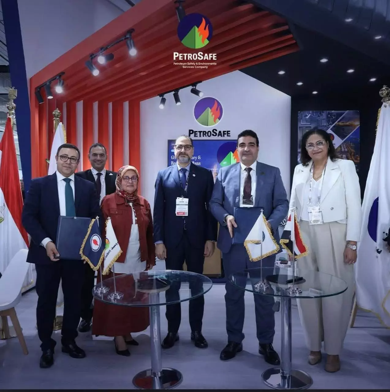 70c5abf6 ea4c 4e1b 99dc 9ad71cd9e06c