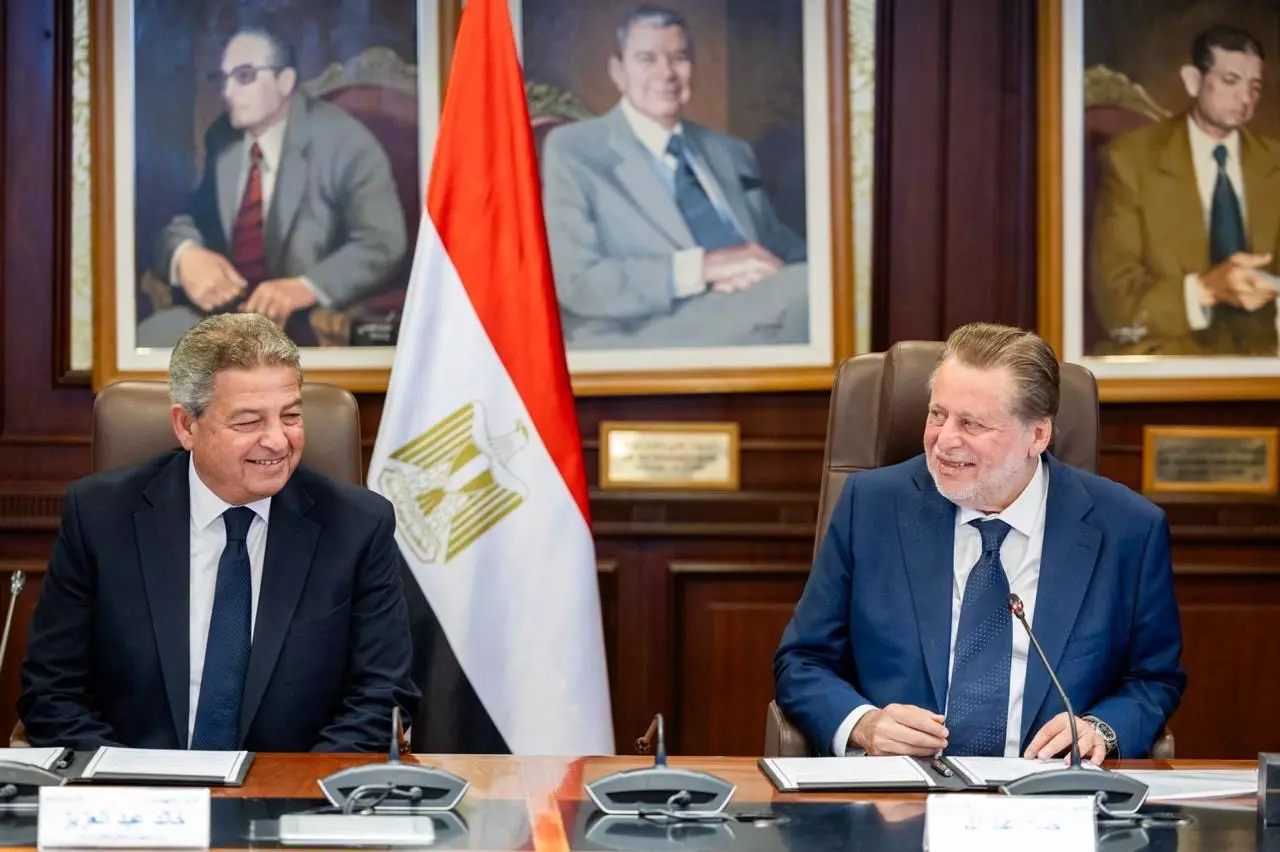 E24f37b3 2c8a 41f9 b311 12e08ab4bf55